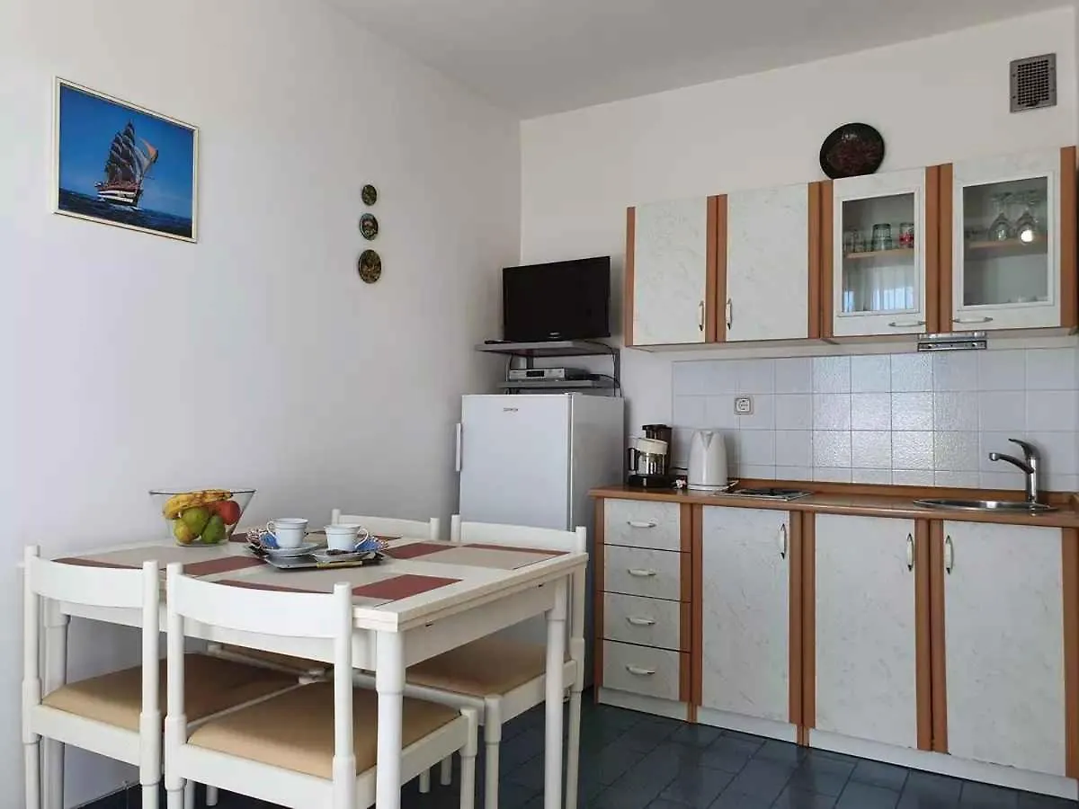Apartments In Dramalj 53941