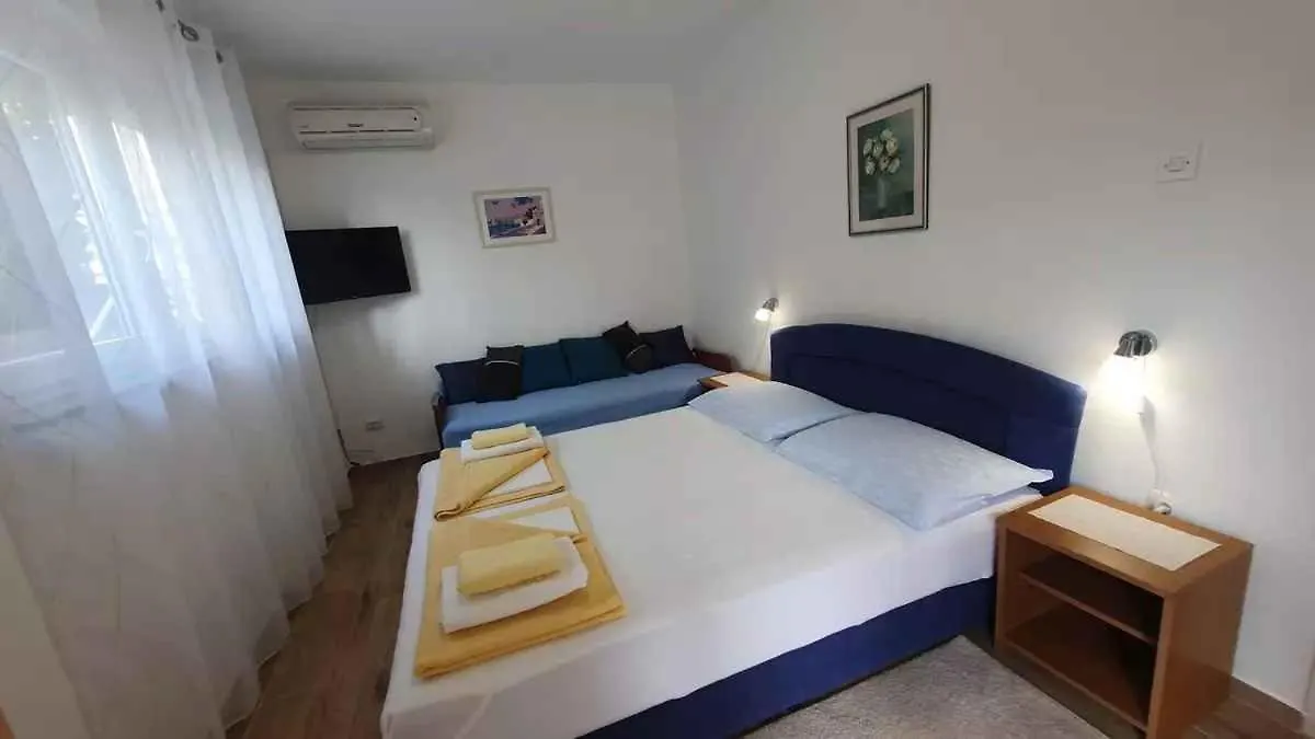 Apartments In Dramalj 53941