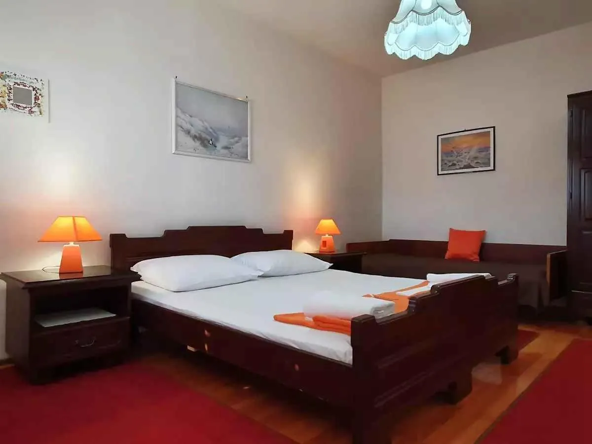 Apartments In Dramalj 53941